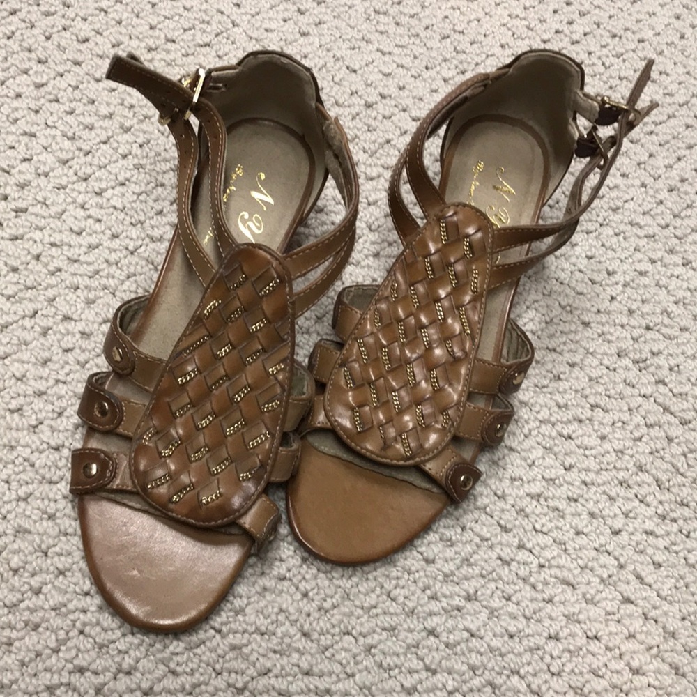 NYT wedges
